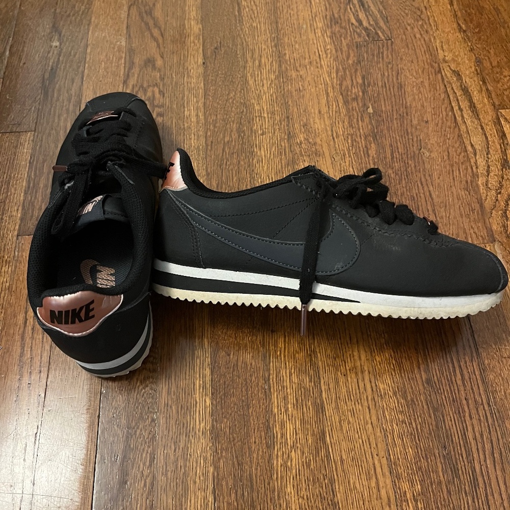 Nike Cortez Sneakers
